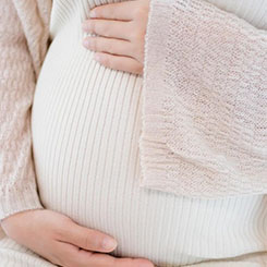 深圳一家头部风投🔁👦机构的投资人徐清🕠站在一款名为“清🧙‍♂️闲”的智能办📷